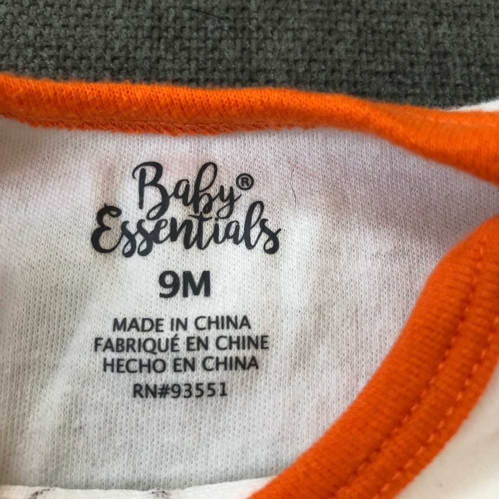 Cutest little turkey long-sleeved onesie - Picture 3 of 3